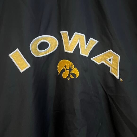 Vintage Iowa Hawkeyes Windbreaker Pullover Mens XL Ovrszd Football Jersey Pocket - Picture 3 of 6